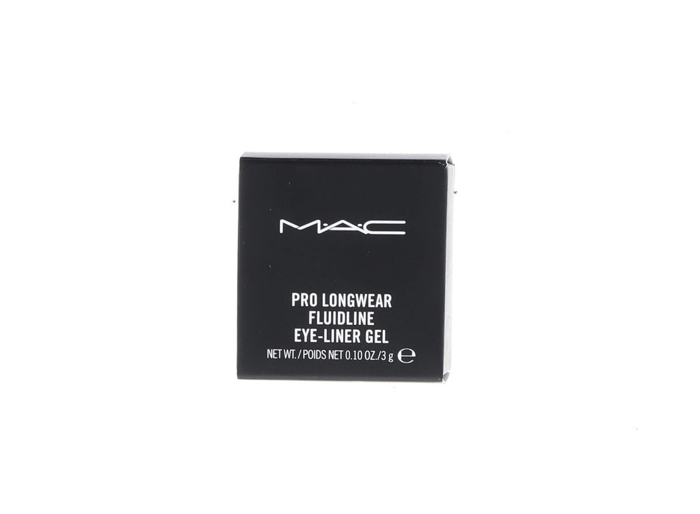 MAC Fluidline Blacktrack, format 3 g pratique pour le voyage.
