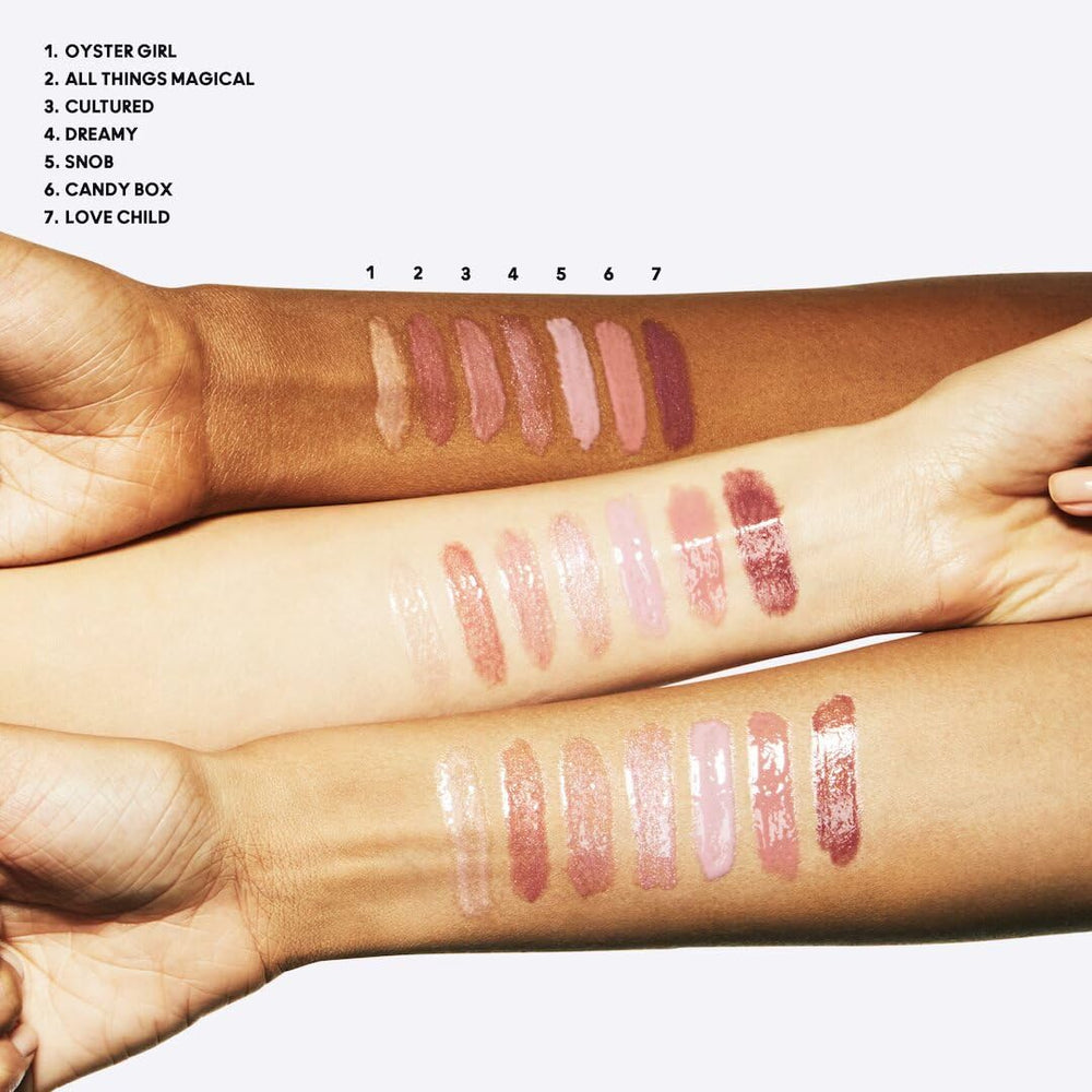 MAC Lip Glass Dreamy peut être porté seul, avec ou sans rouge.
