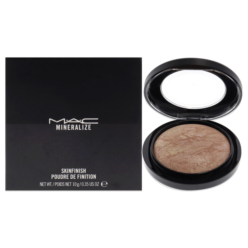 MAC Poudre illuminatrice visages: éclat naturel pour le teint.