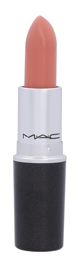 Texture crémeuse MAC Myth Satin, application fluide et confort longue durée.