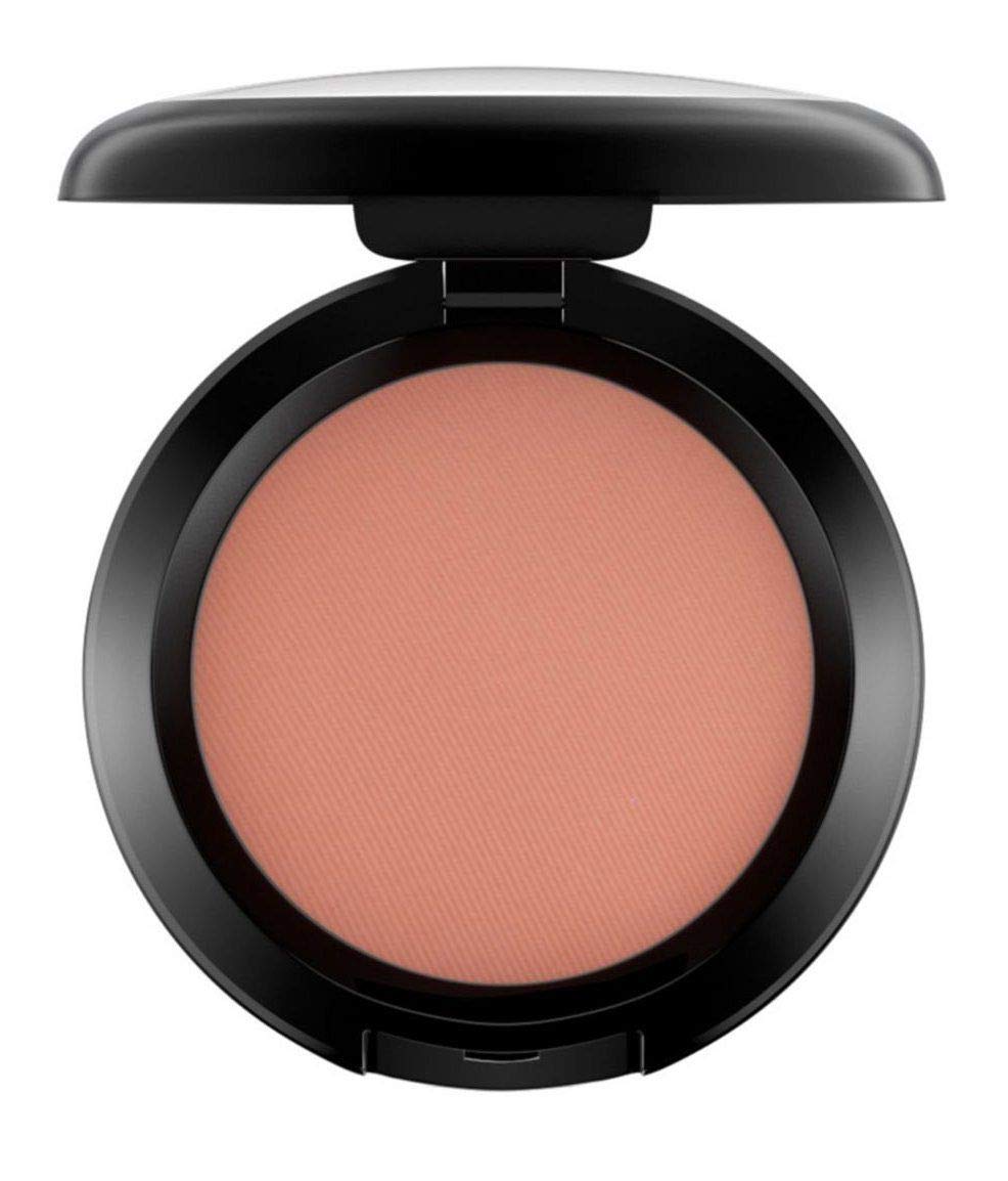 MAC Poudre blush Coppertone, teinte chaude pour un éclat naturel sur les pommettes.