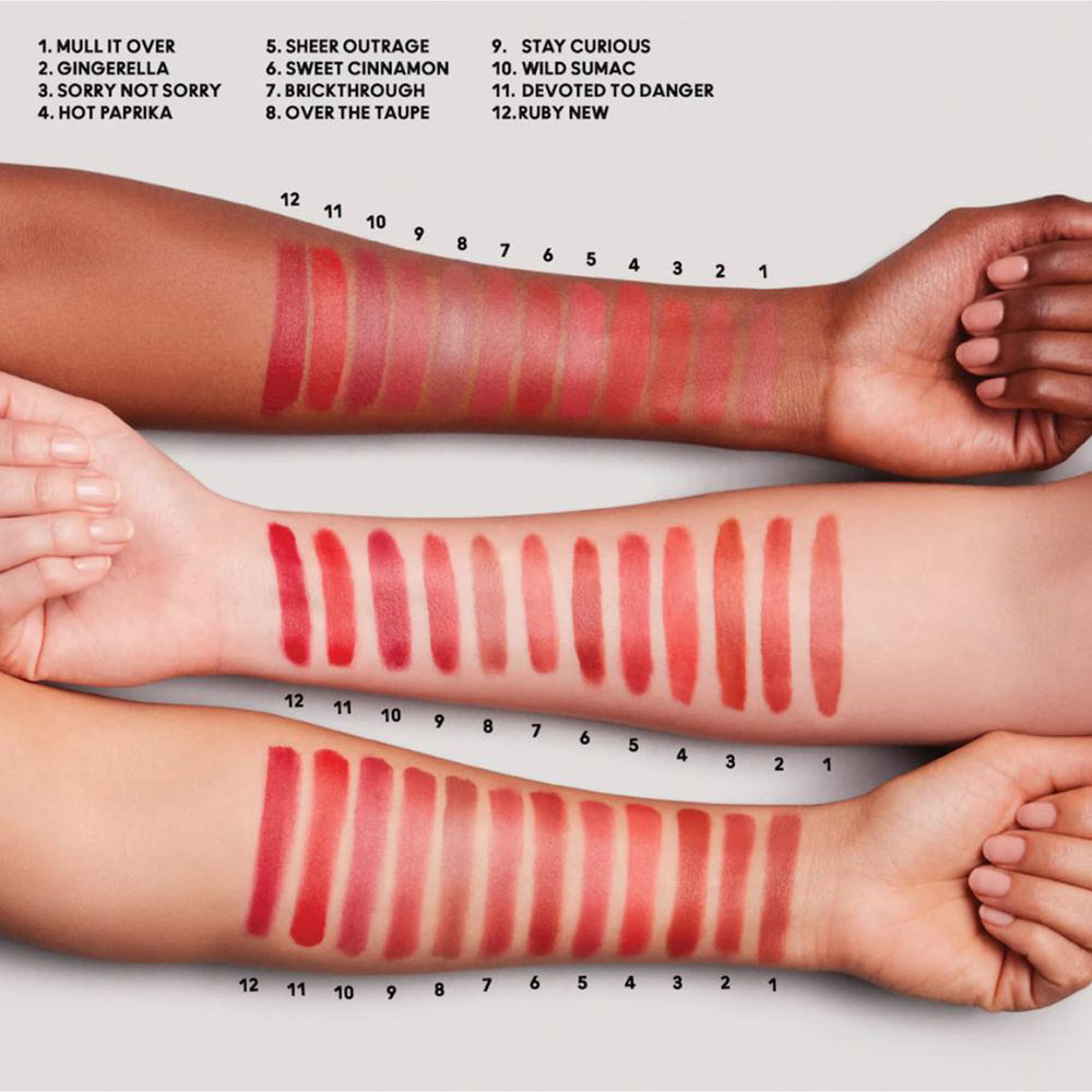 MAC Powder Kiss Velvet Blur Slim Stick soin hydratant pour lèvres
