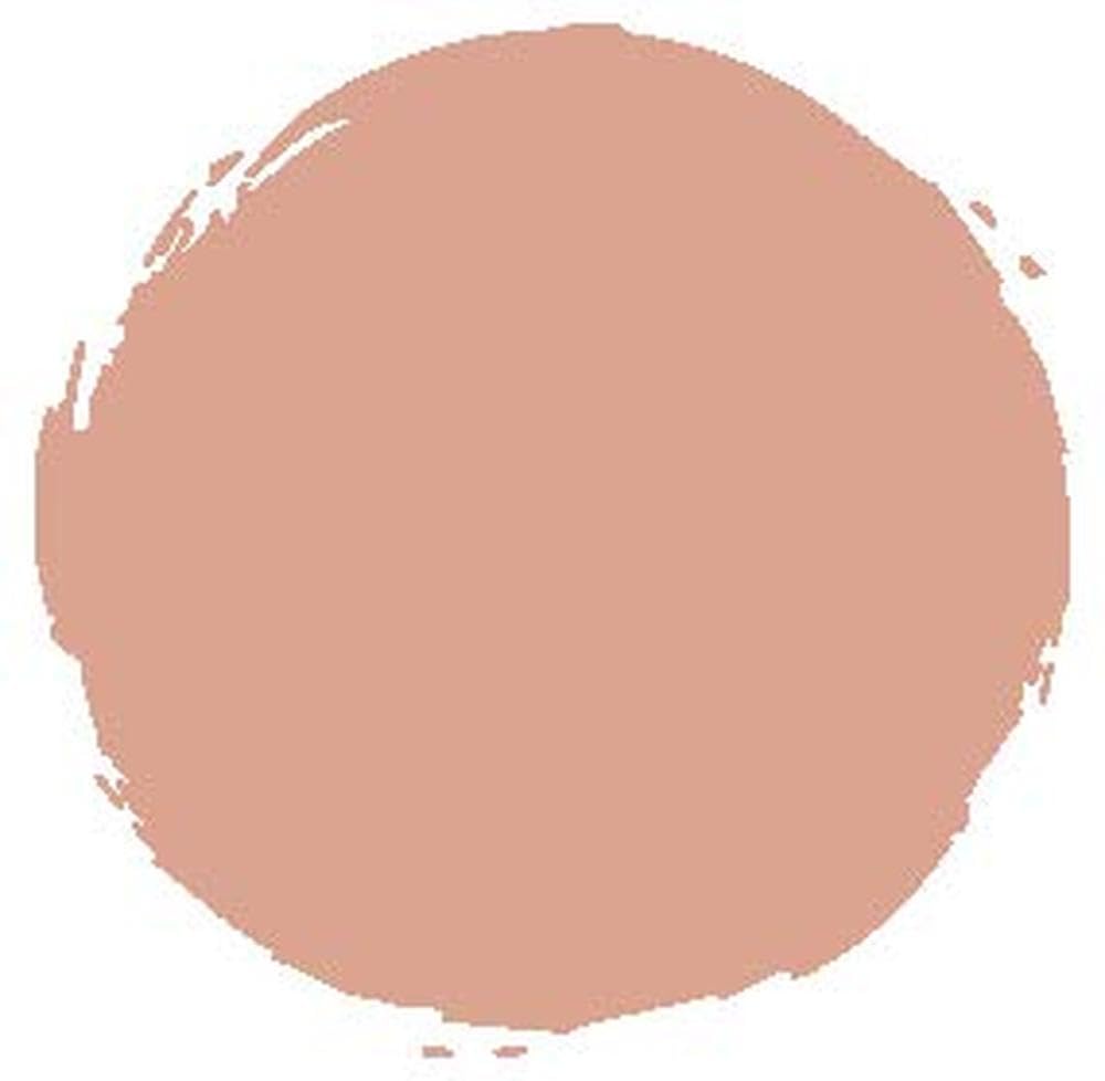 MAC Sunbasque, teinte rosée, lumière naturelle sur les pommettes.