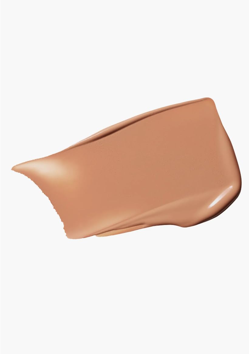 MAC Studio Fix Fluid applicateur-precis pour une application ciblée.