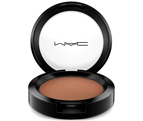 MAC Studio Fix Poudre: application en une étape pour un teint mat et longue tenue.