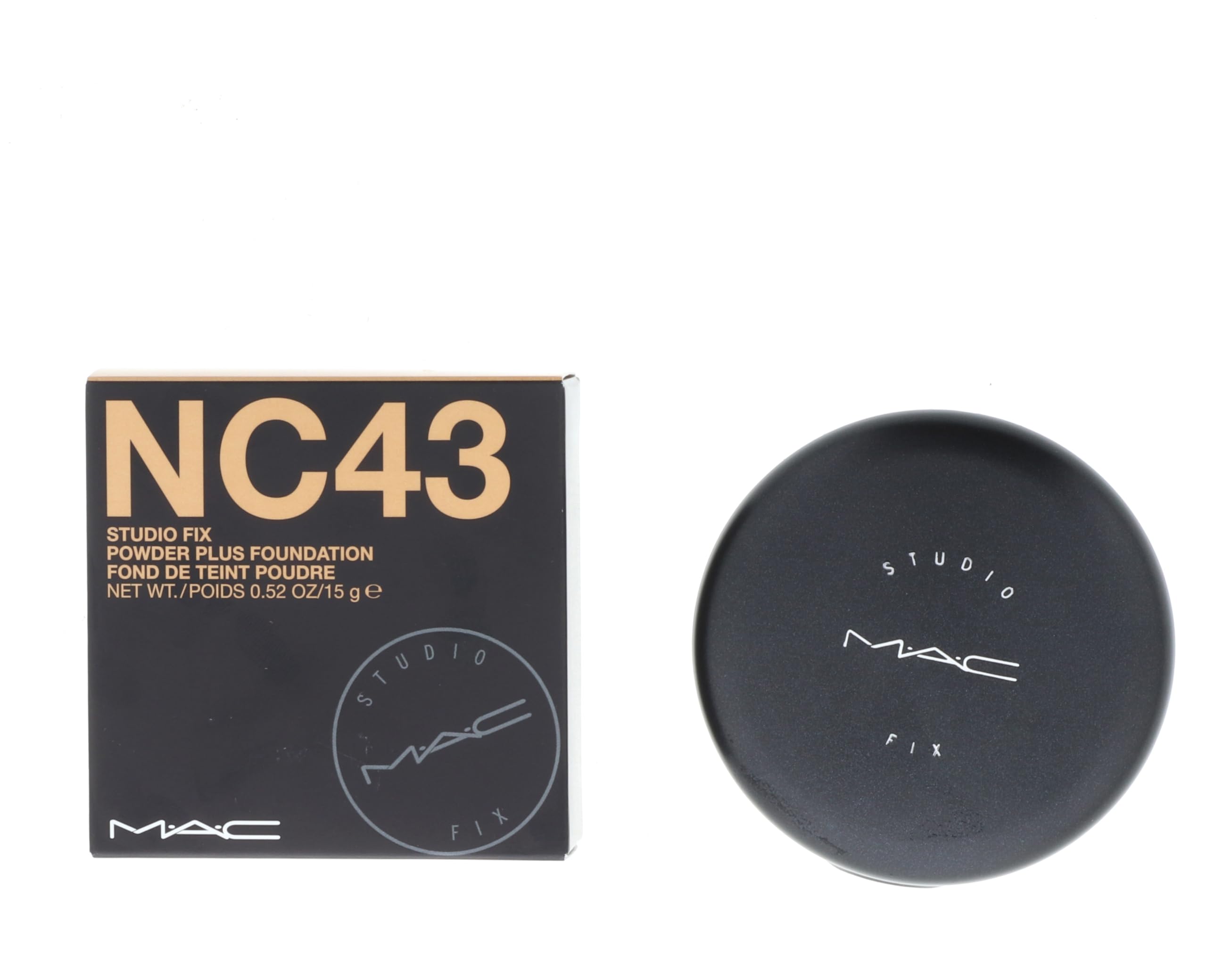 MAC Studio Fix Poudre Plus Fond de Teint NC43 emballage élégant et pratique pour retouches rapides.