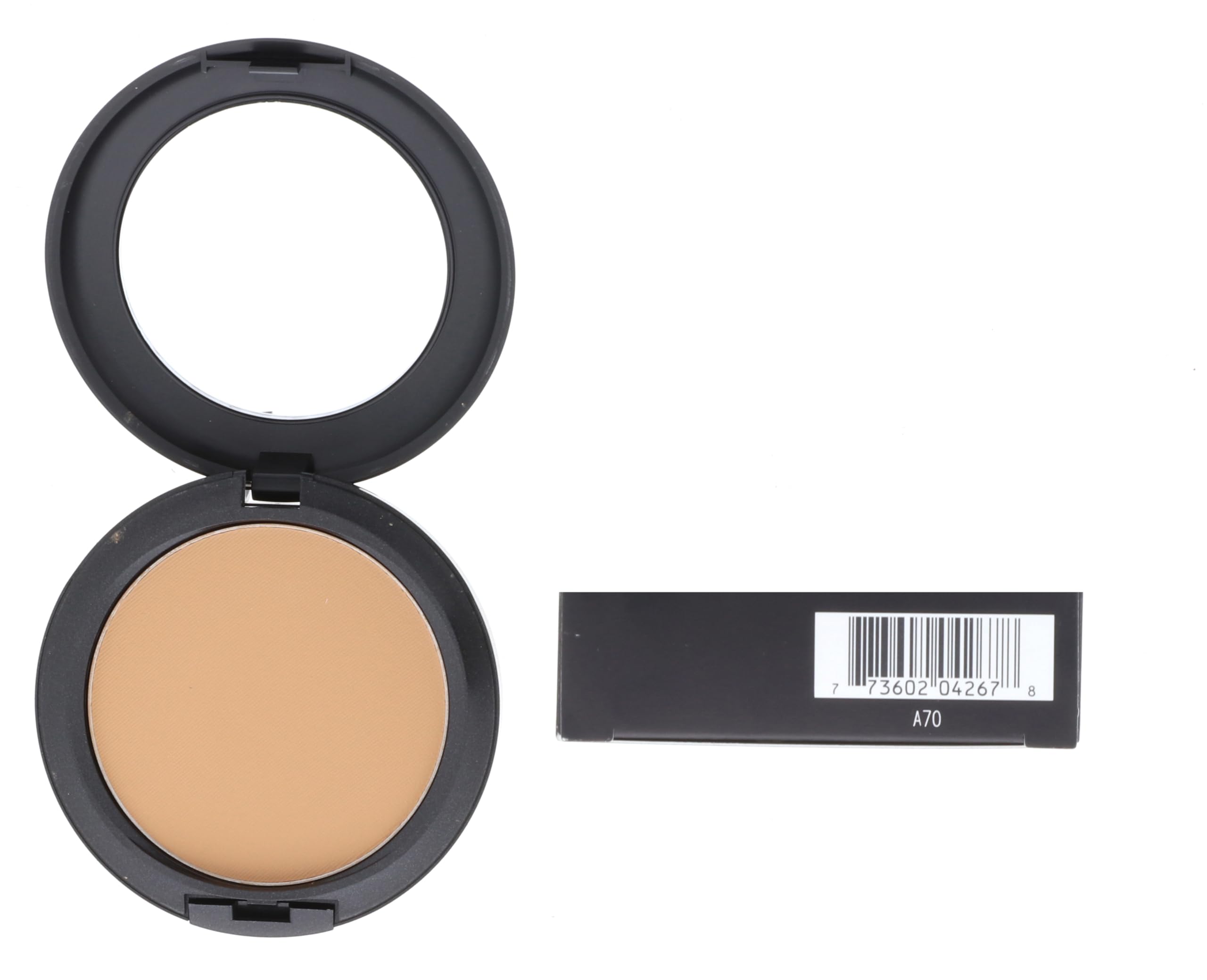 MAC Studio Fix Poudre Plus Fond de Teint NC43 finition matte qui contrôle la brillance toute la journée.