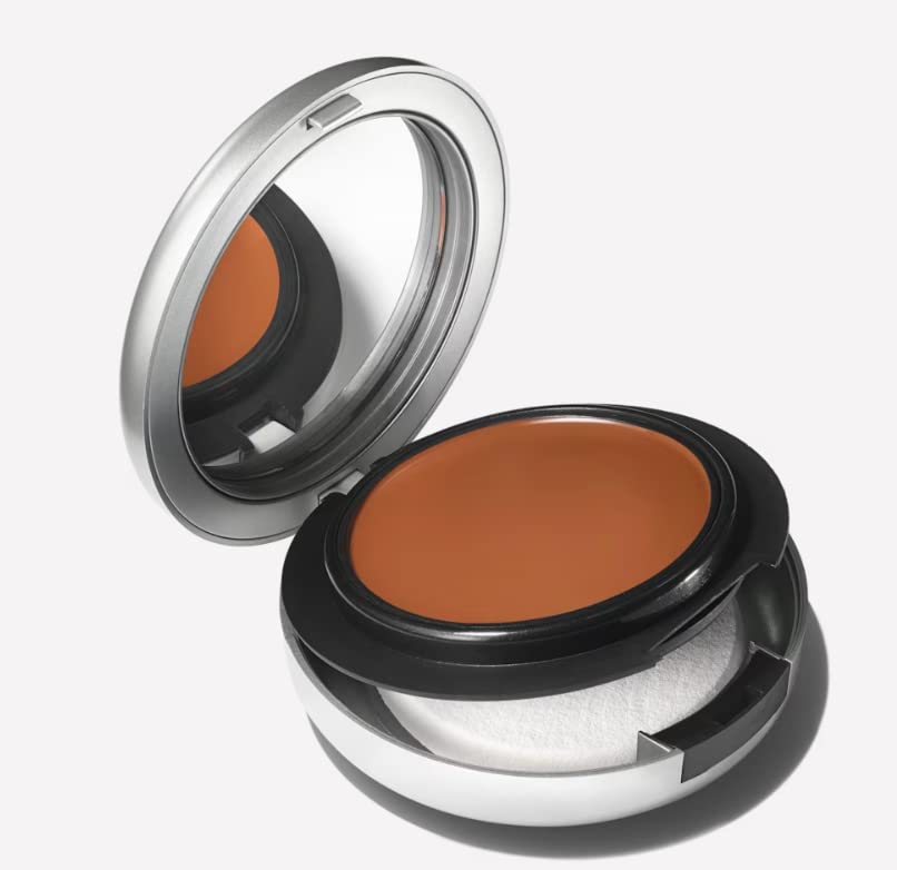 MAC Studio Fix Tech teinte NW45, swatch sur peau pour une uniformité naturelle.