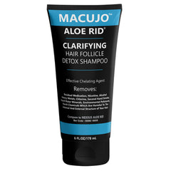 Application du shampoing Macujo Aloe Rid sur cheveux — purification intérieure lors du massage