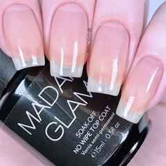 Madam Glam Top Coat sans essuyage, retouches rapides et brillance durable.