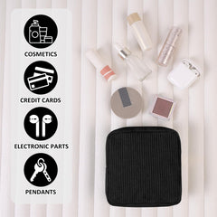 Idéale en voyage, petite taille facile à glisser dans un sac.