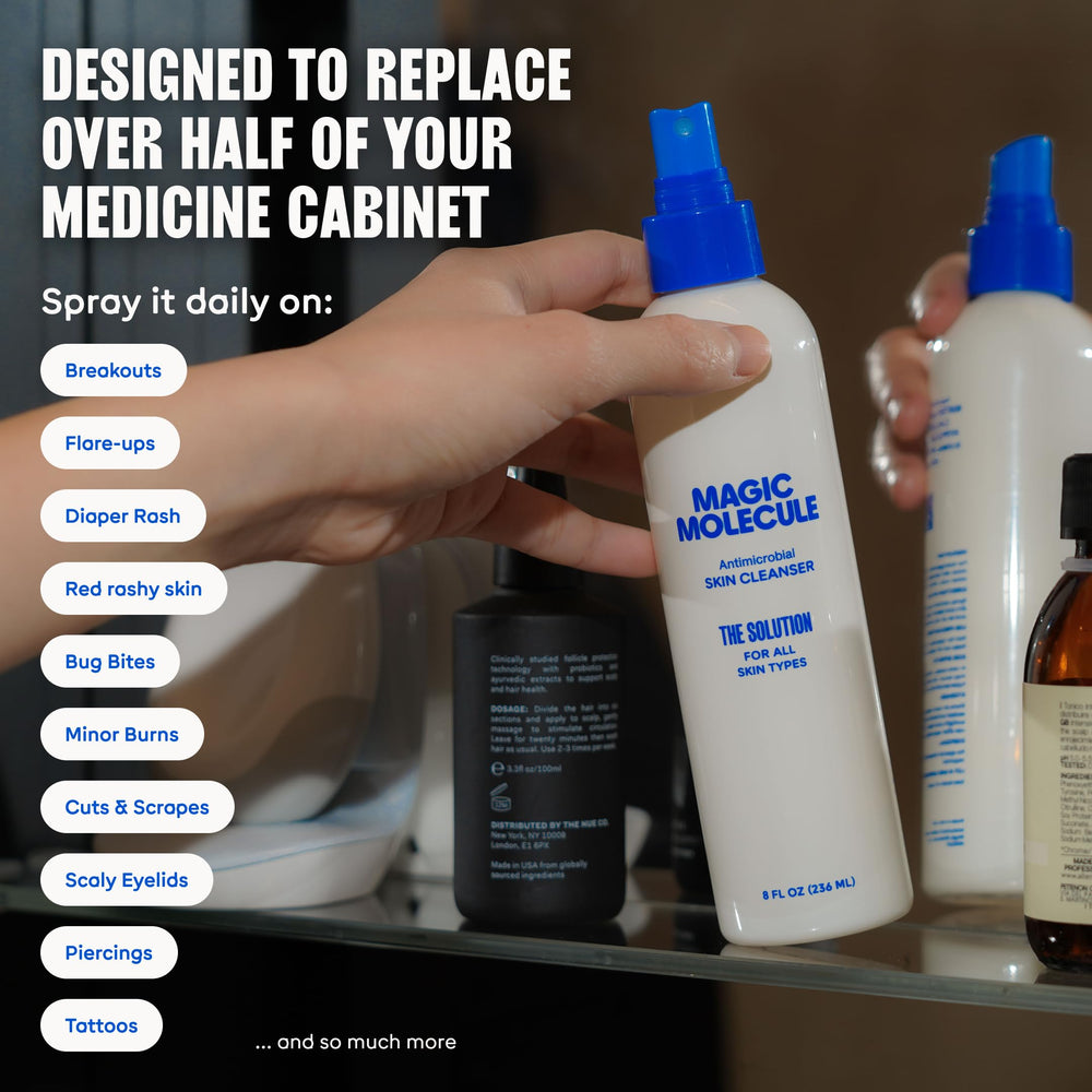 Magic Molecule Hypochloreux — nettoie les pores et calme les rougeurs mineures.