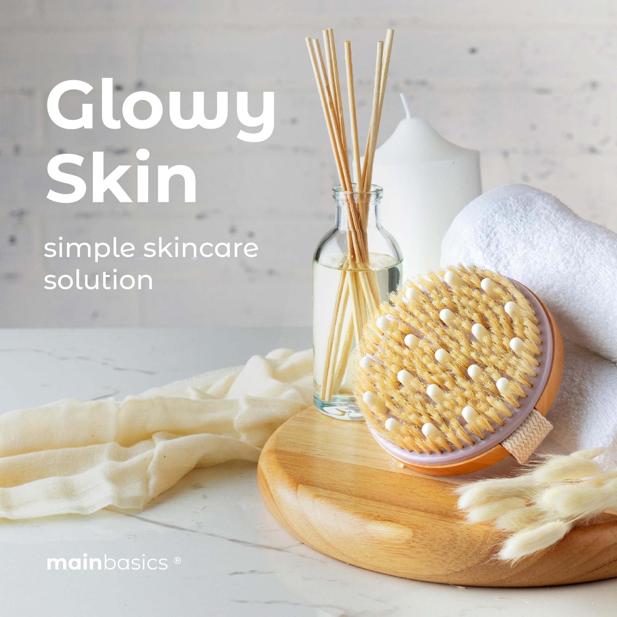 MainBasics brosse-compact-voyage prête à emporter, idéale en déplacement.