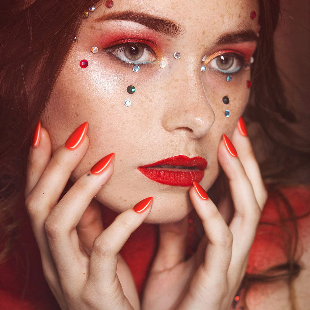 Variété Maitys: 864 pièces d’ongles colorés prêts à l’emploi pour DIY.