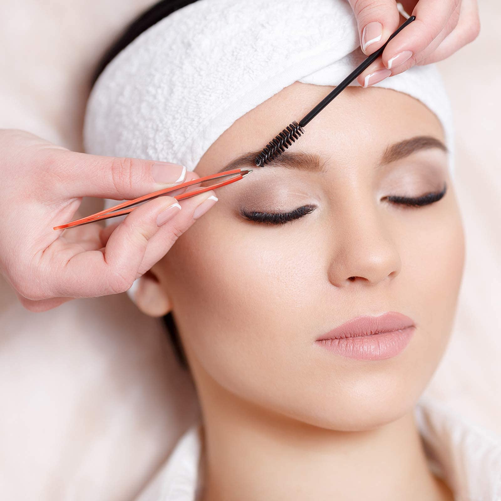 Maitys pince pour poils du nez inclinée, extraction douce et sûre.