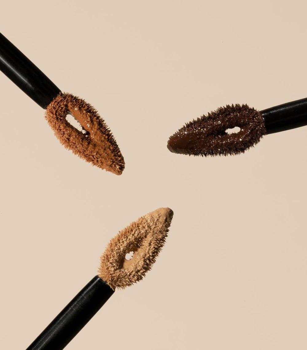 MAKE Beauty Skin Mimetic Concealer: technologie L.E.N.I. pour une peau lumineuse et douce.