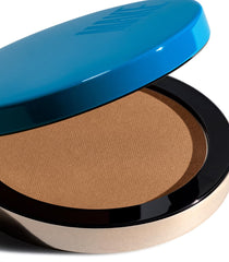 Compact refillable MAKE Beauty bronzer pour voyages et retouches