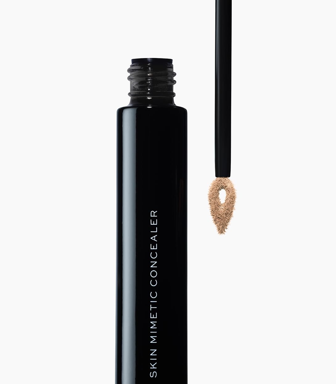 MAKE Beauty Skin Mimetic - teinte olive 06 adaptée aux peaux moyennes.