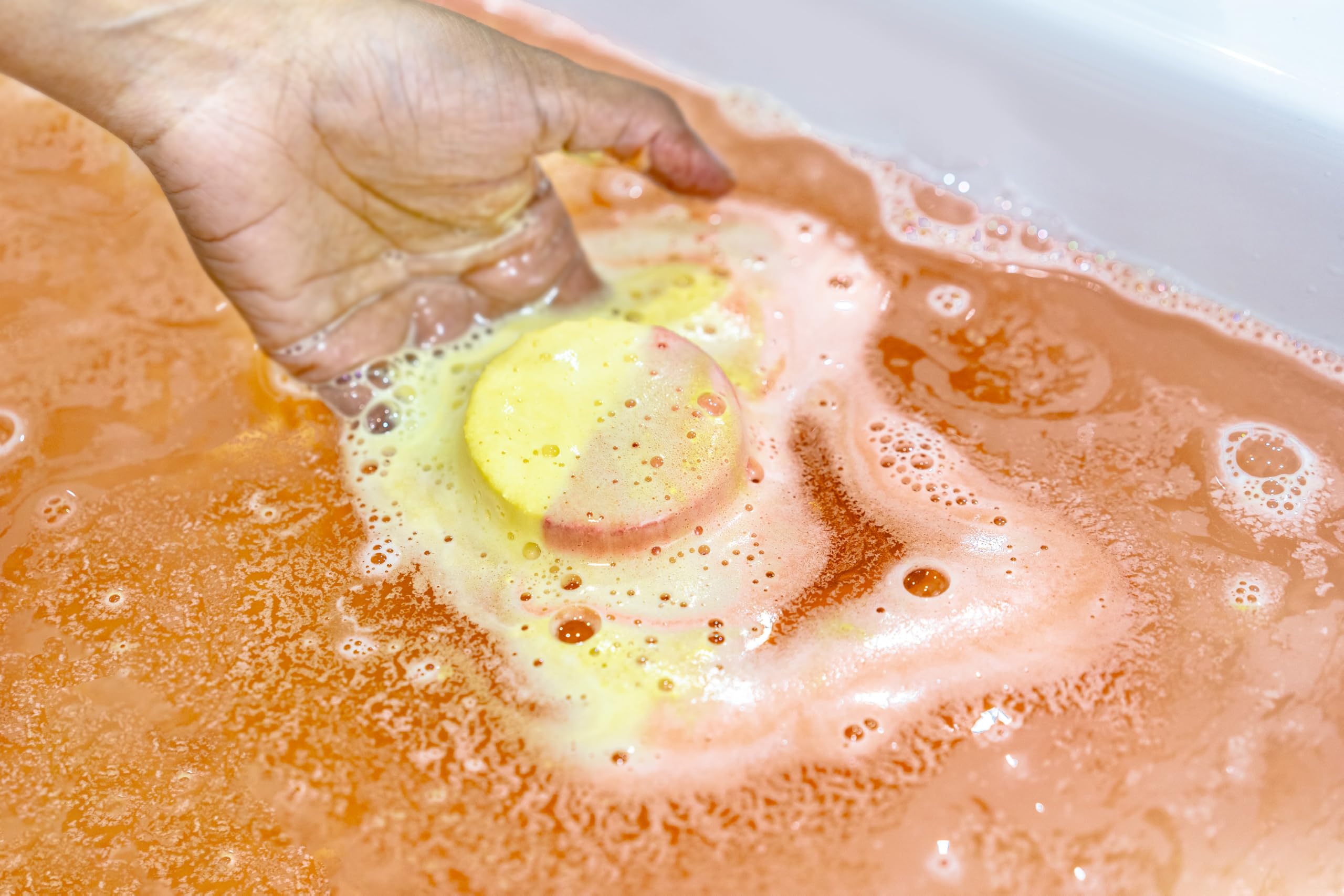 Senteurs masculines MAKE LIFE EXCLUSIVE pour une immersion aromatique.