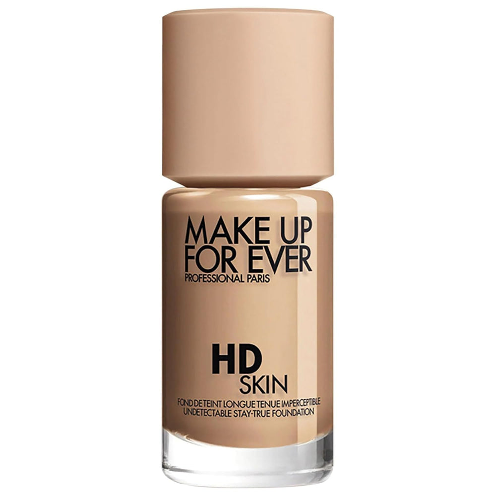 Fond de teint HD Make Up For Ever, bouteille élégante pour une couvrance homogène.