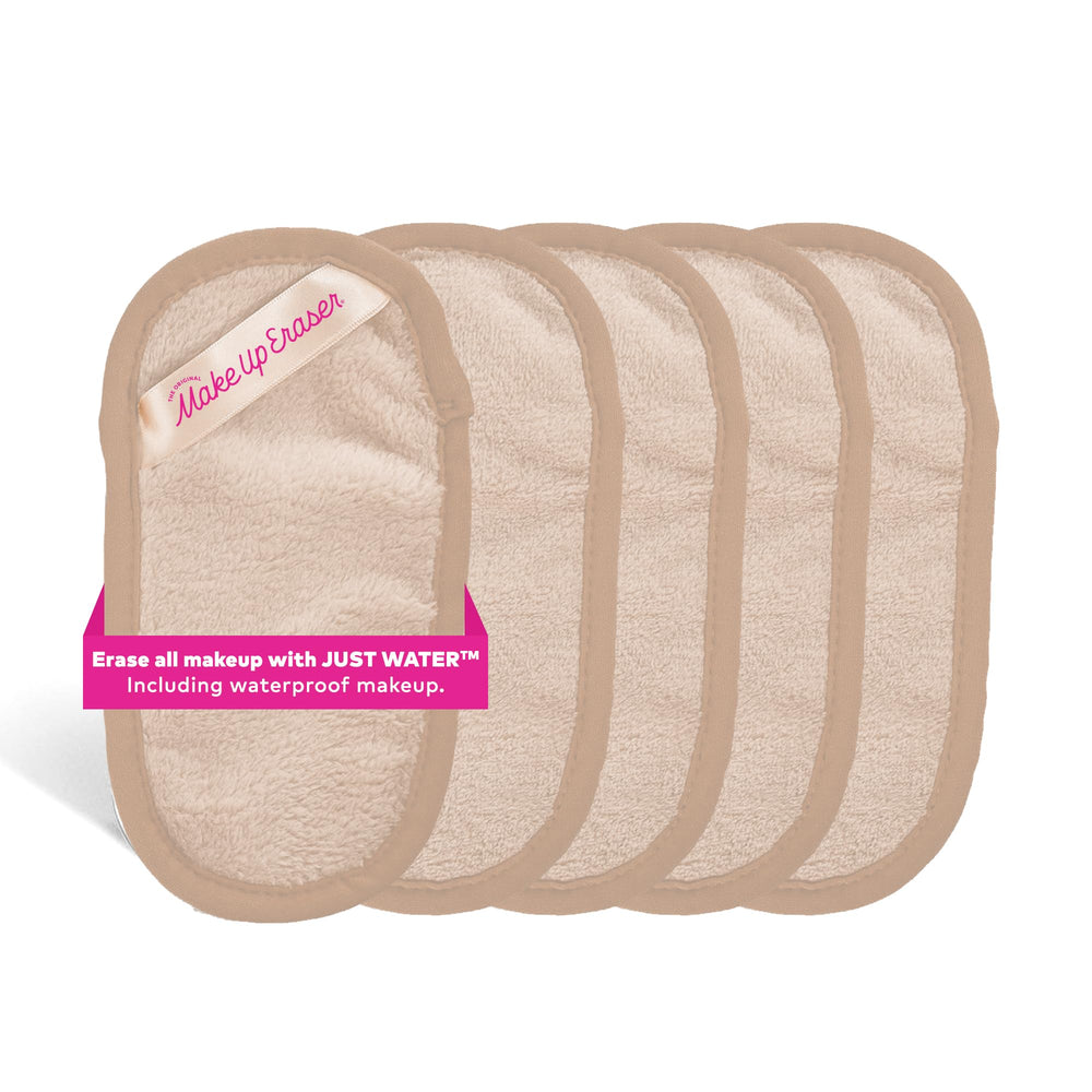 Long-fiber exfoliate side ready to polish the skin after cleansing.
