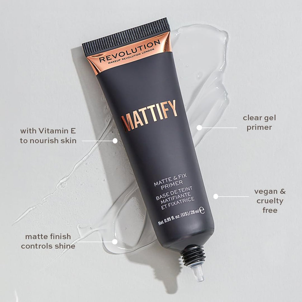 Makeup Revolution base teint translucide: peau uniforme et naturelle sans surcharge.