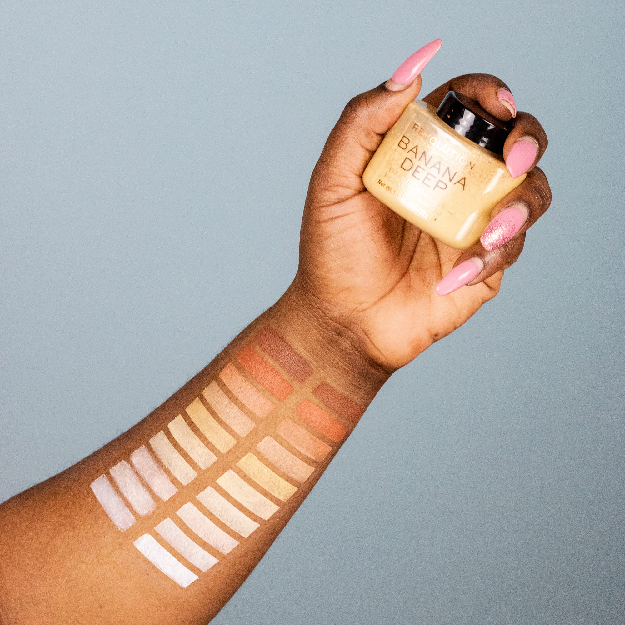 Makeup Revolution Poudre Libre Banane Profonde : sans cruauté animale et végan.