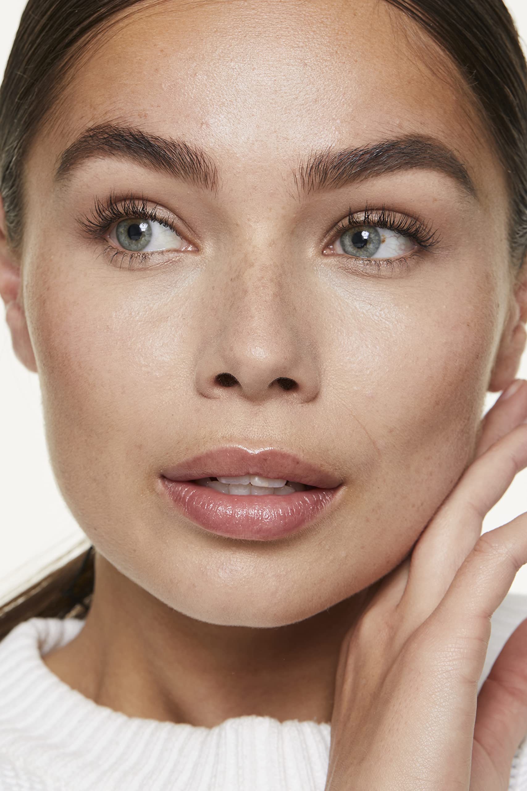 Makeup Revolution Ultra Sculpt & Contour Kit – conseils d’application simples pour un look quotidien.