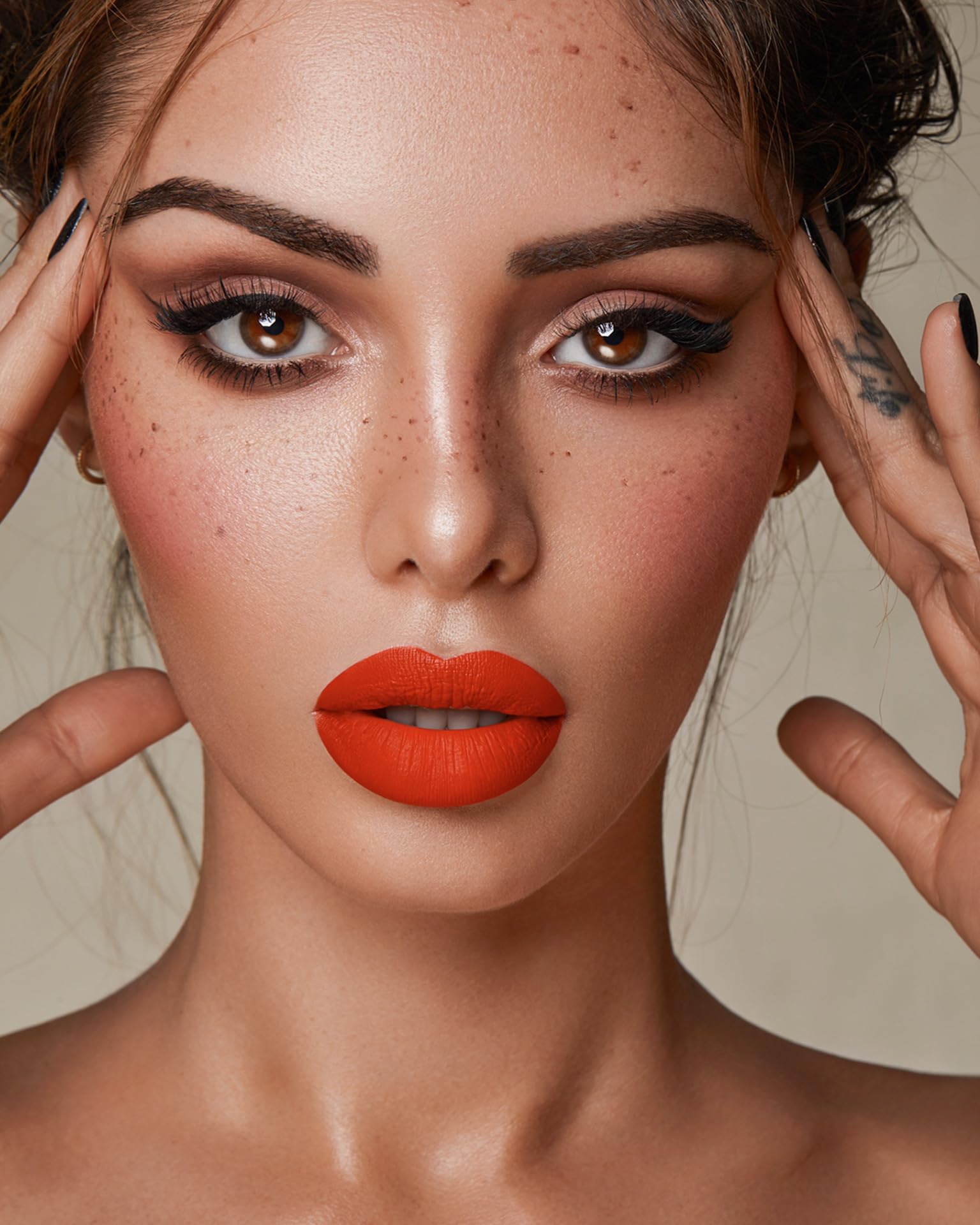MAKI YIKA rouge orange – sans transfert lors de boire ou embrasser