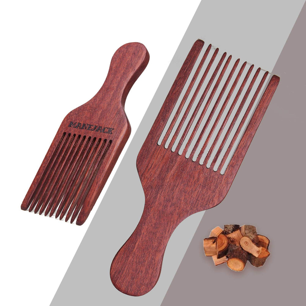 MANEJACK peigne-barbe-bois-design-ergonomique, prise confortable lors du coiffage.
