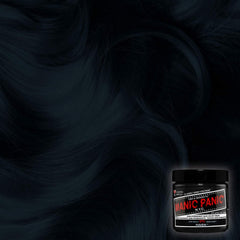 MANIC PANIC Classic Raven en application sur cheveux pour couleur uniforme.