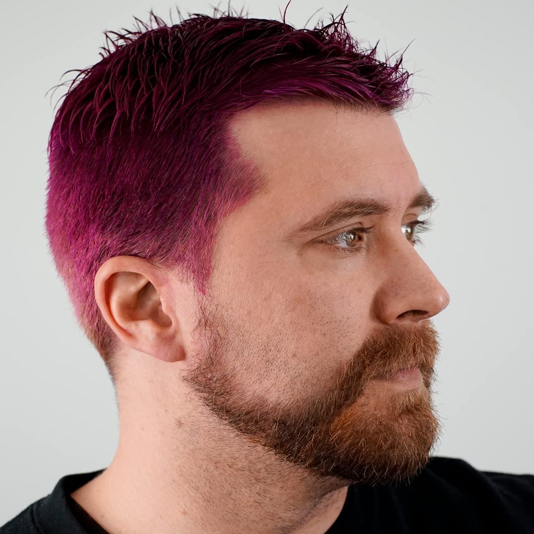 MANIC PANIC Divine Wine: mélange personnalisé montrant des teintes sur-mesure.