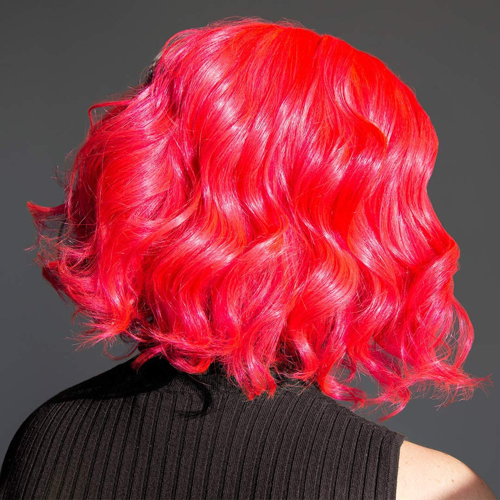 MANIC PANIC Electric Pink Pussycat – cheveux prééclaircis donnent meilleurs résultats