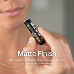 Finition matte discrète, sans brillance ni aspect gras