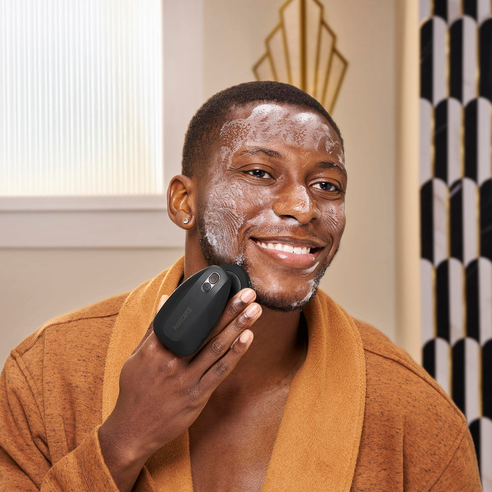 MANSCAPED Face Buffer Pro: pratique pour peau, barbe et cuir chevelu.