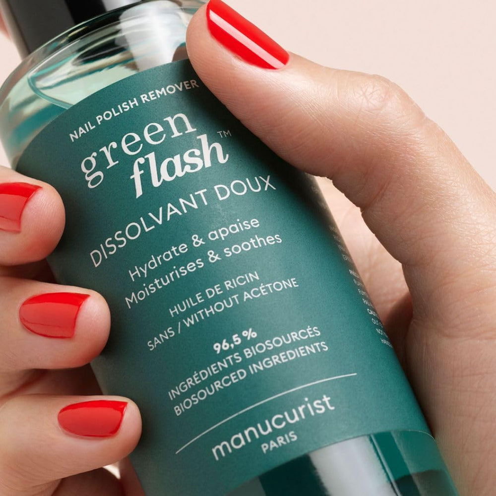 Manucurist Green Flash dissolvant sans acétone : soin hydratant pour ongles sensibles.