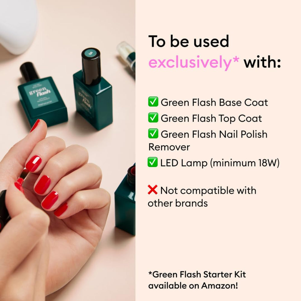 Pose de Green Flash Top Coat sur ongles, tenue longue durée jusqu’à 10 jours.