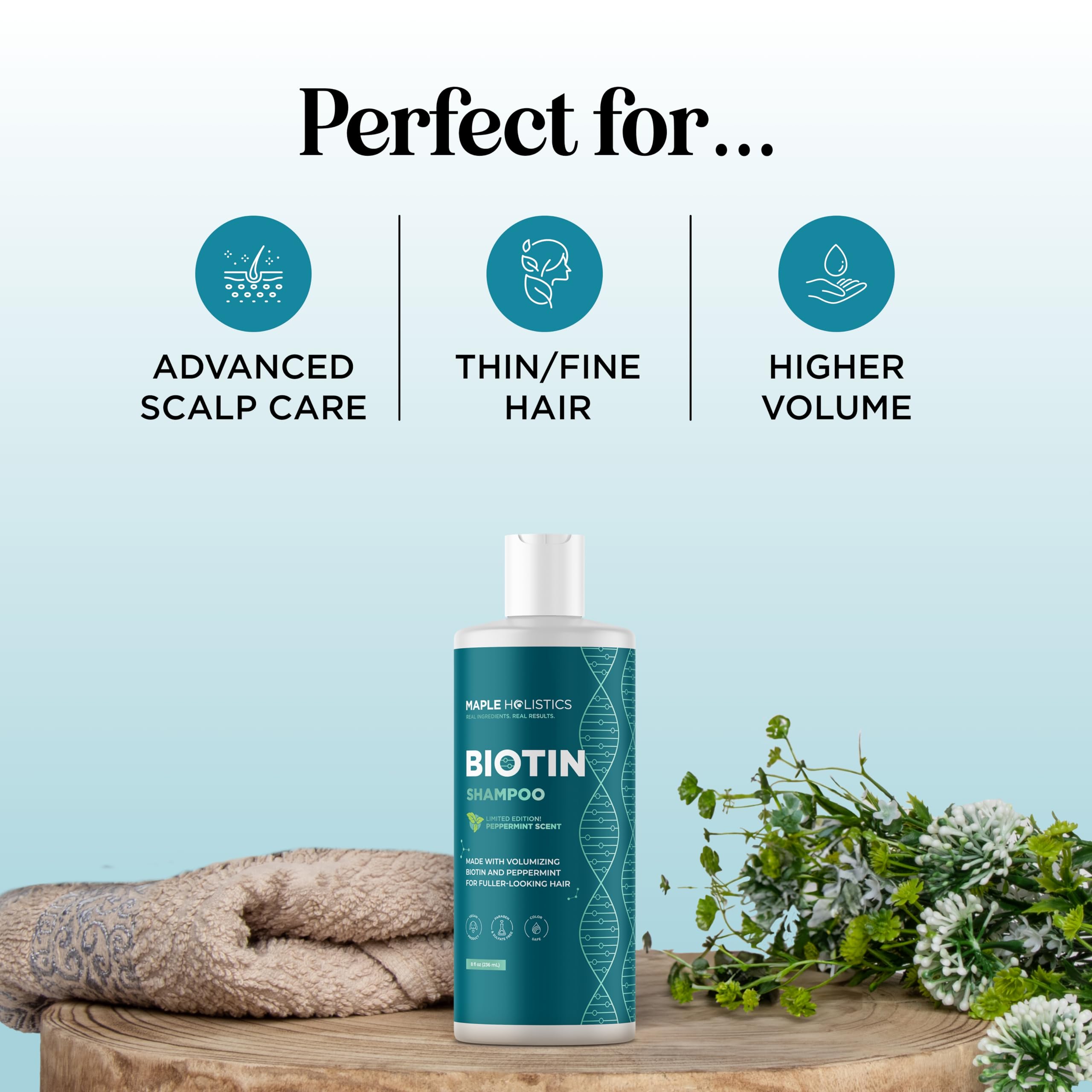 Routine capillaire Maple Holistics dans la douche avec le shampoing.