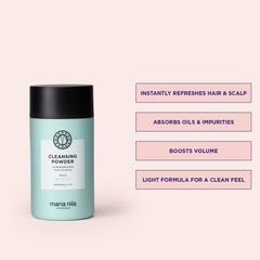 Maria Nila Cleansing Powder dans la main, application simple pour un effet net