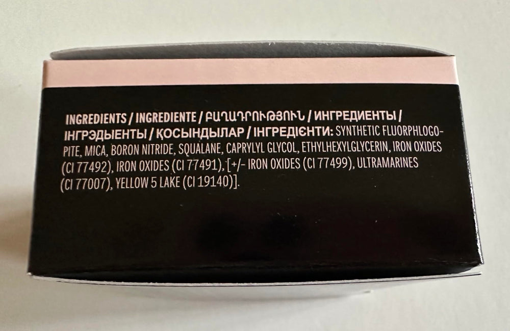 Mary Kay permet une application portable pour un teint frais toute la journée.