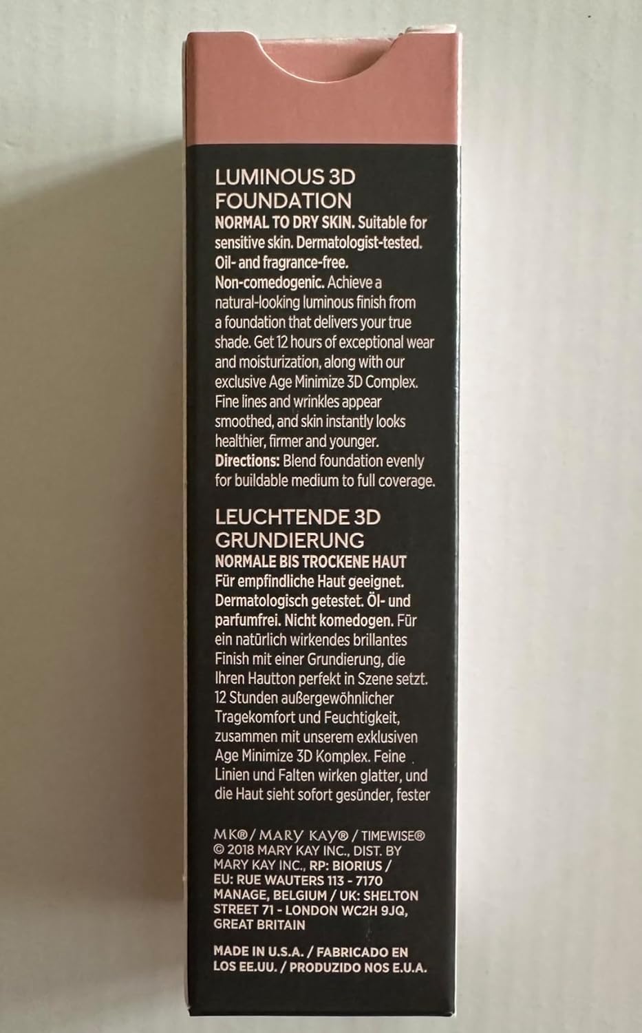 Texture lumineuse du fond TimeWise pour un teint naturel et uniforme.