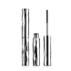 Mascara Generic avec brosse téléscopique pour des cils parfaitement séparés