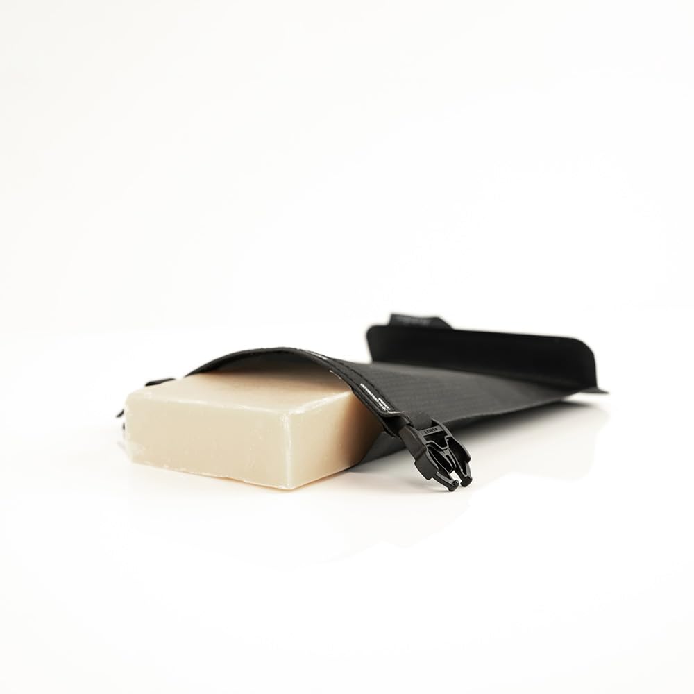 Matador FlatPak XL étui savon – fermeture roulante et accès rapide.