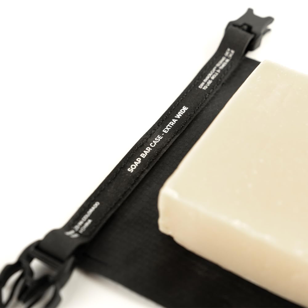 Matador FlatPak XL étui savon – ouverte, montre le rangement et le séchage.