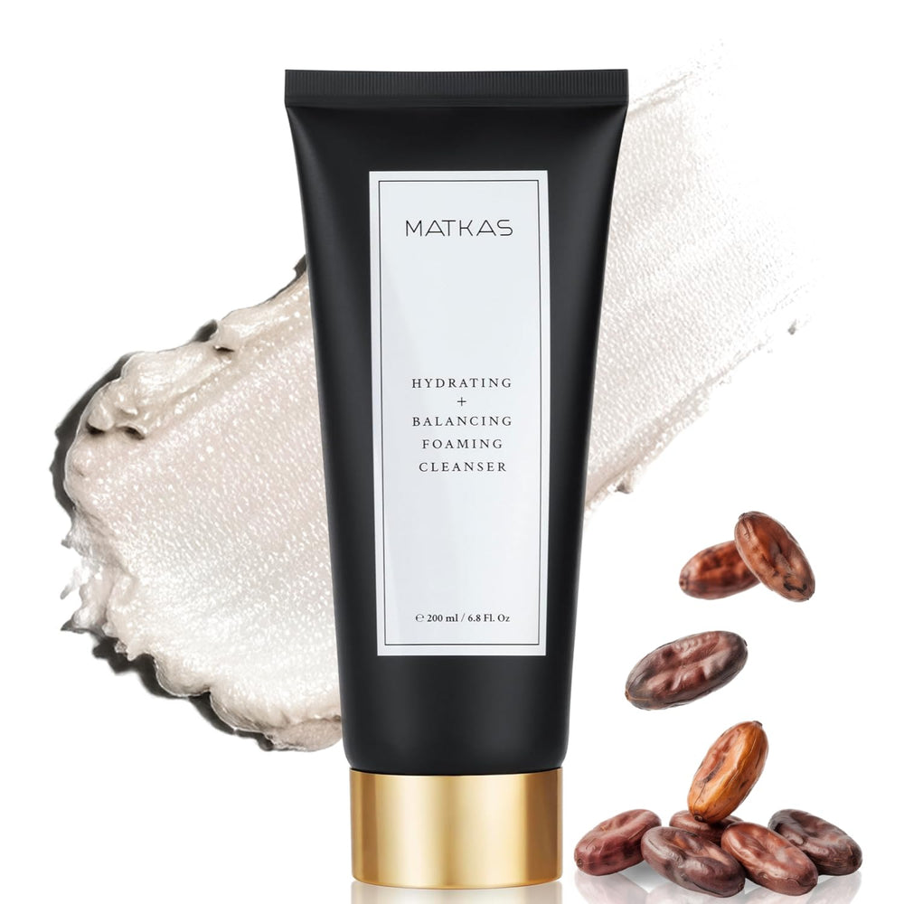 MATKAS: bouteille hydratante, détail montrant texture gel légère pour une peau douce.