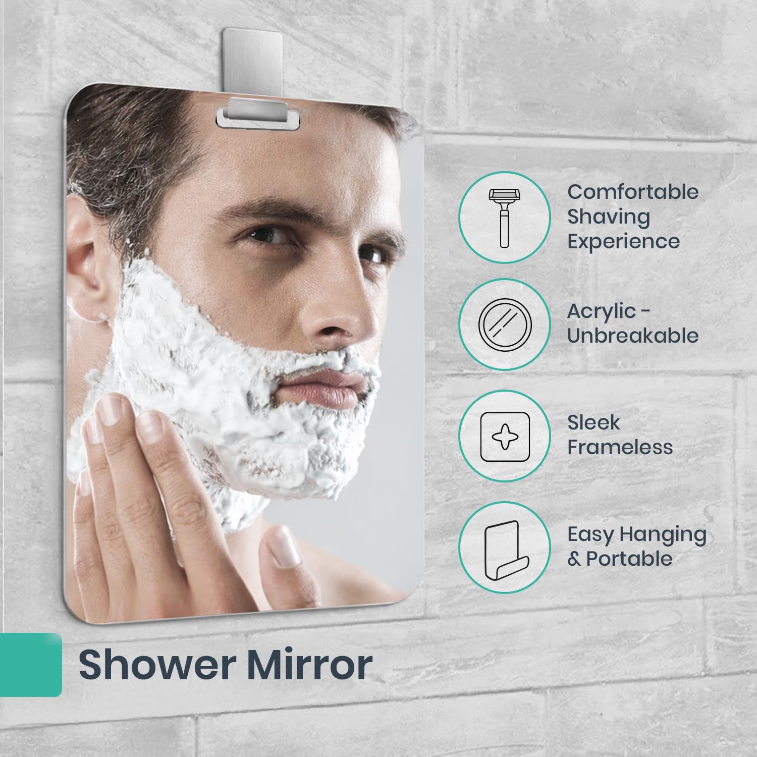 Miroir Mavoro sans cadre monté dans la douche au design minimaliste.