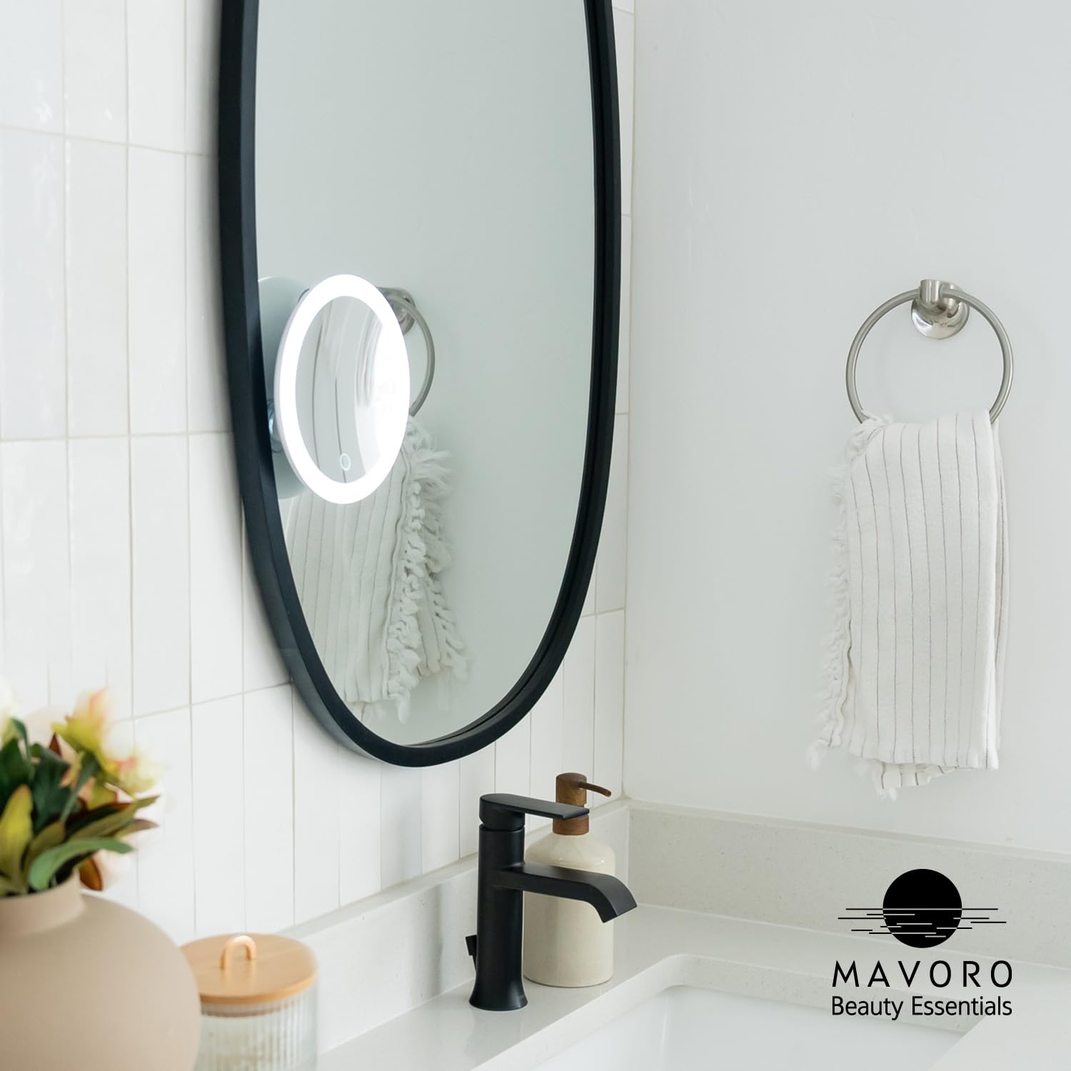 Mavoro miroir pour hotels et bureau: usage polyvalent et pratique.