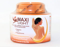 Maxi Light 325ml bottle showcasing compact size for easy daily hydration.