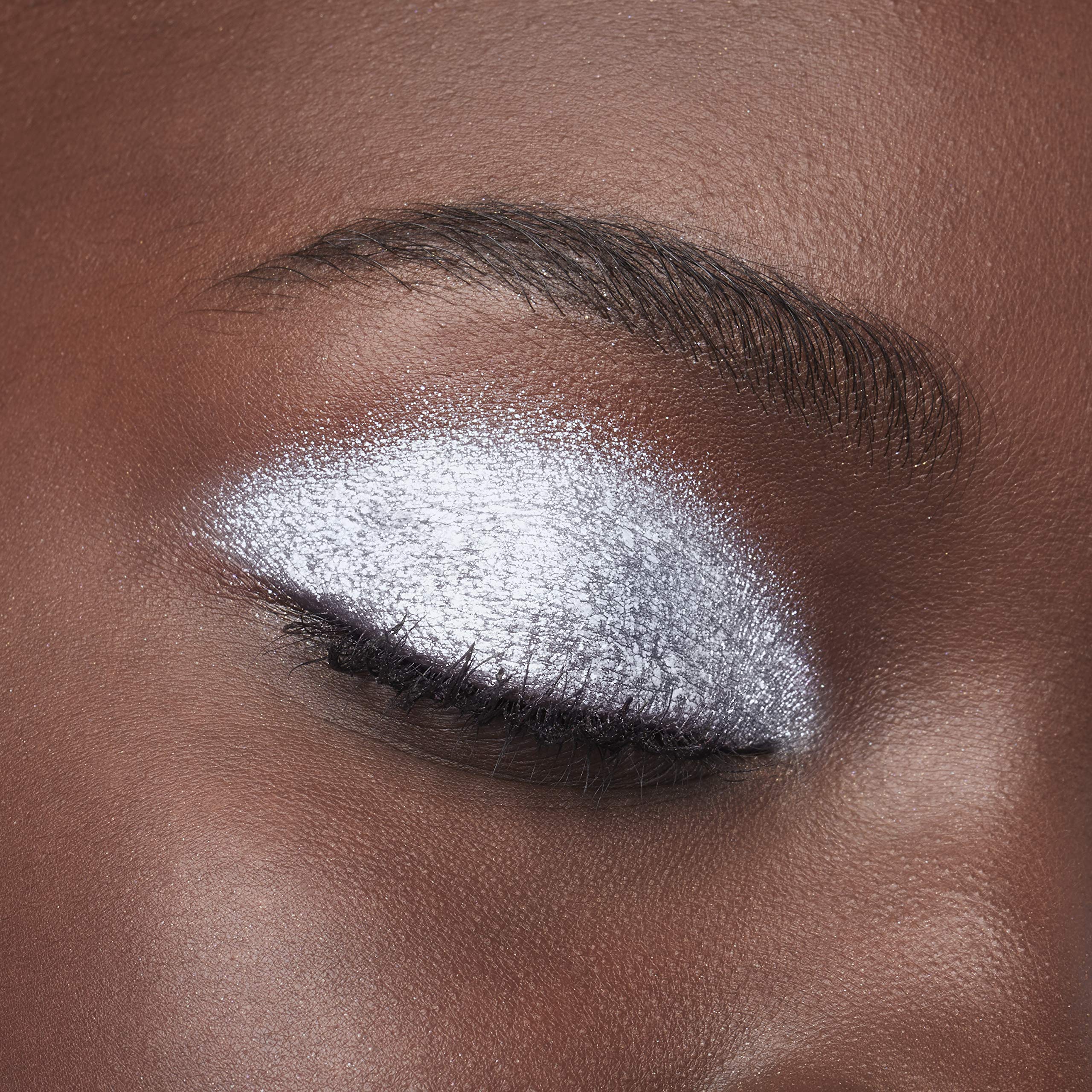 Maybelline Brilliant Eyes, pas besoin de primer, application rapide
