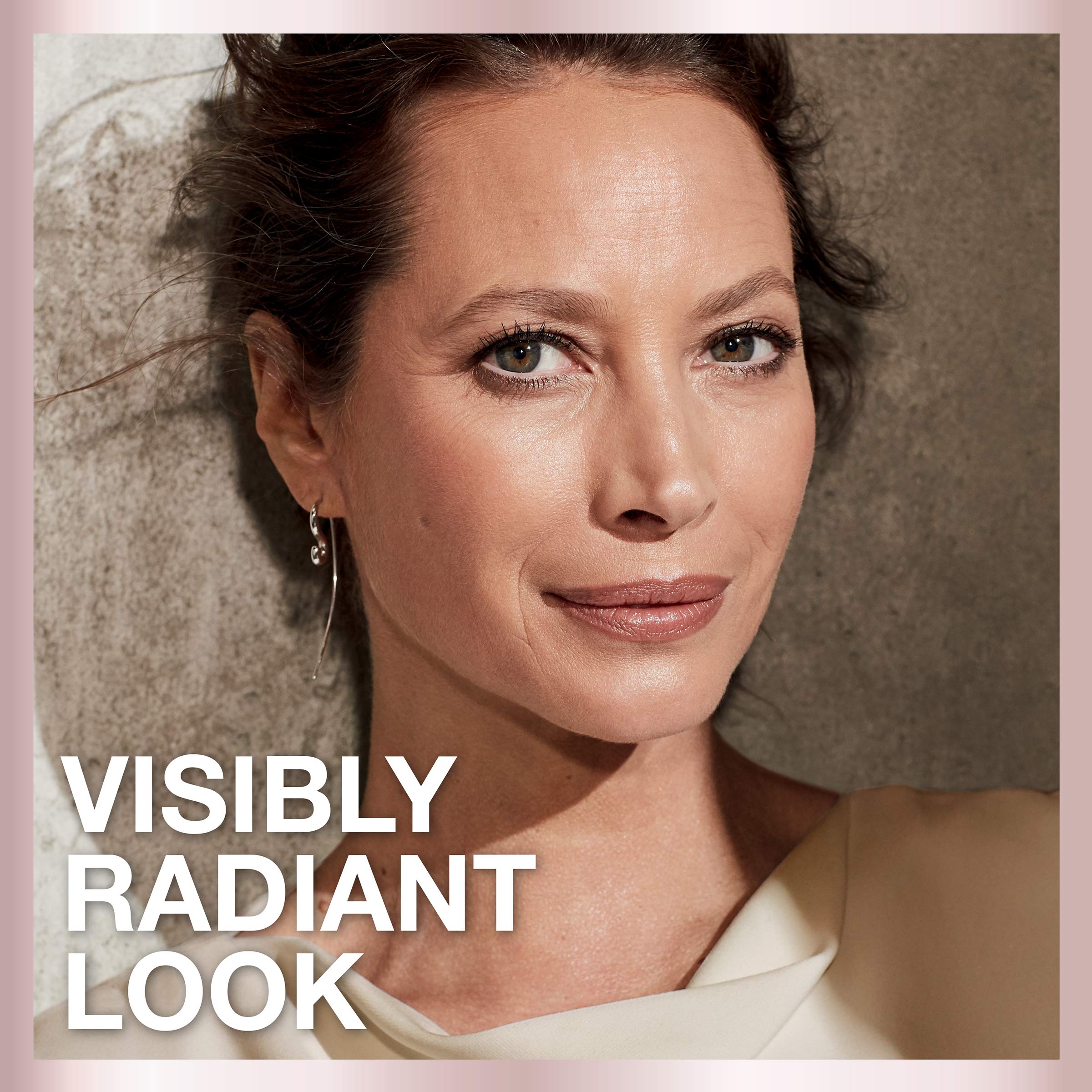 Maybelline Dream Radiant Liquid – formule collagène pour un teint lumineux.